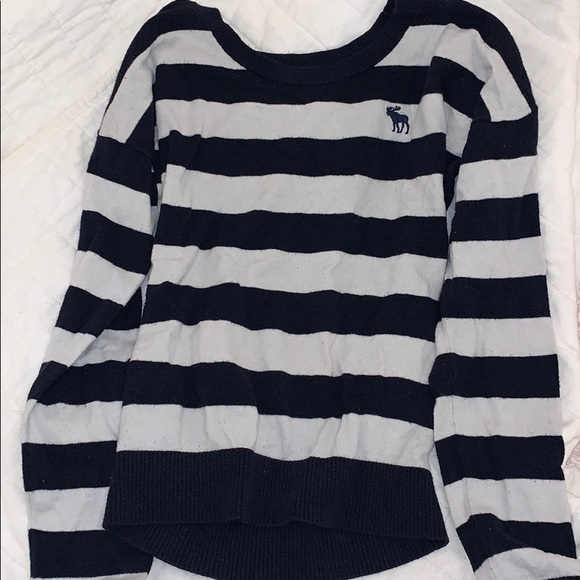 Abercrombie & Fitch Tops - Striped Abercrombie & Fitch long sleeve shirt